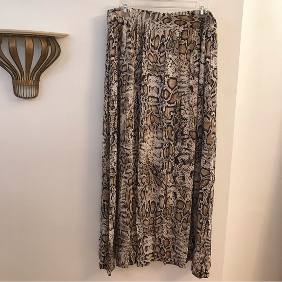 Animal Print Maxi Skirt, Size Medium, H by Halston, Snake print Women's modest - Picture 9 of 9